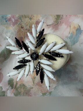 Vintage Black & White Floral Crystal Brooch